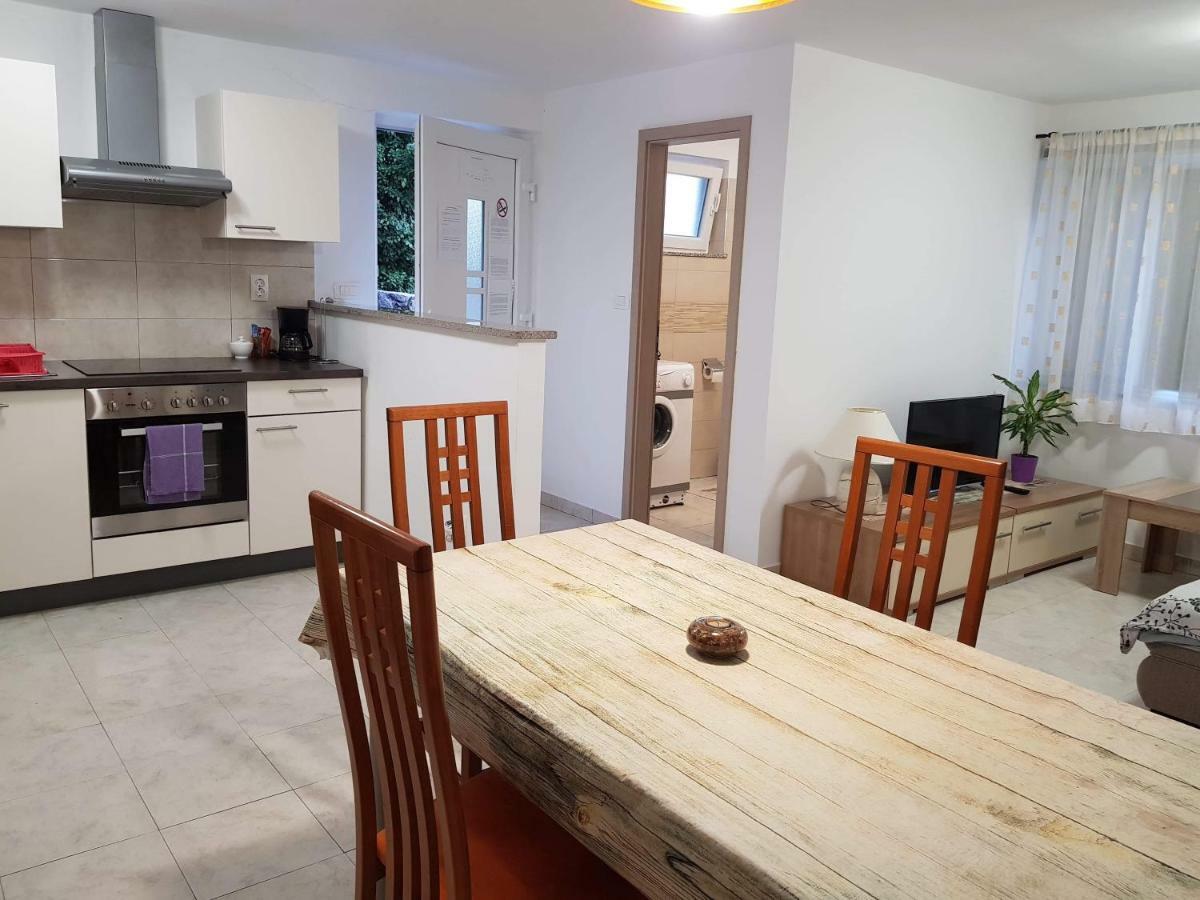 Apartment Natali Brseč 외부 사진