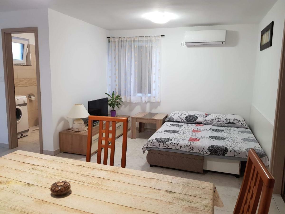 Apartment Natali Brseč 외부 사진