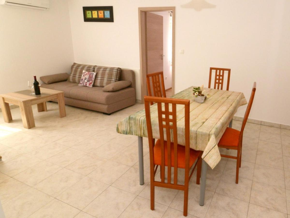 Apartment Natali Brseč 외부 사진